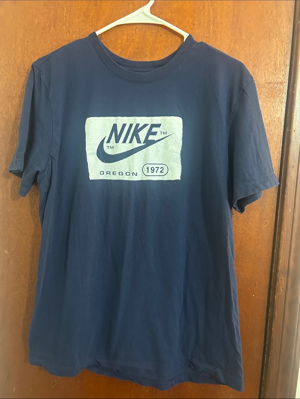 Nike Men’s Navy Graphic Swoosh Tee
